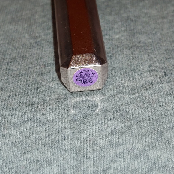 Fenty Beauty * One of the Boyz * Purple Lipstick - Picture 3 of 3